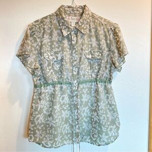 Adiktd Olive and Cream Floral Lightweight Cotton Tie Waist Collared Pearl Snaps